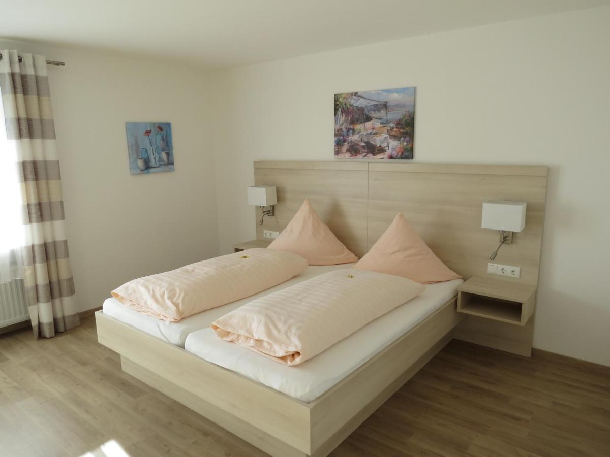Buechelsteiner Hof Hotel Grattersdorf Buitenkant foto