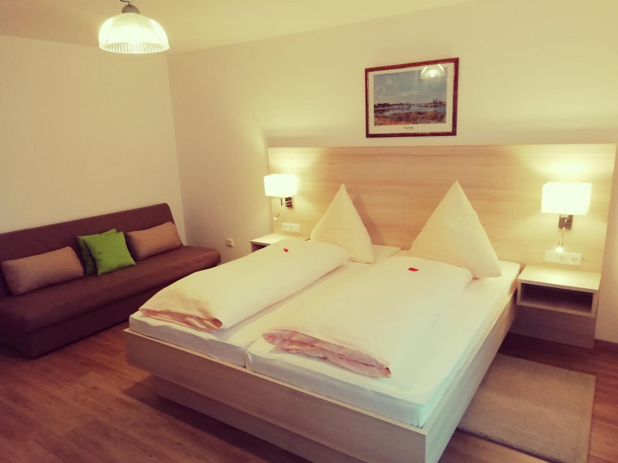 Buechelsteiner Hof Hotel Grattersdorf Buitenkant foto